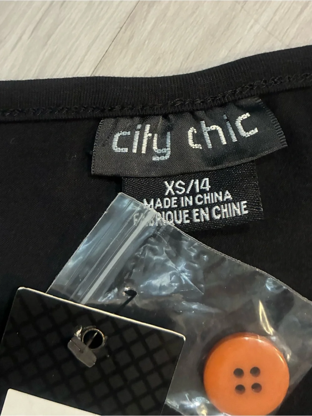 City chic‎ Button-Front Midi Skirt with Self-Tie Waist in Rust